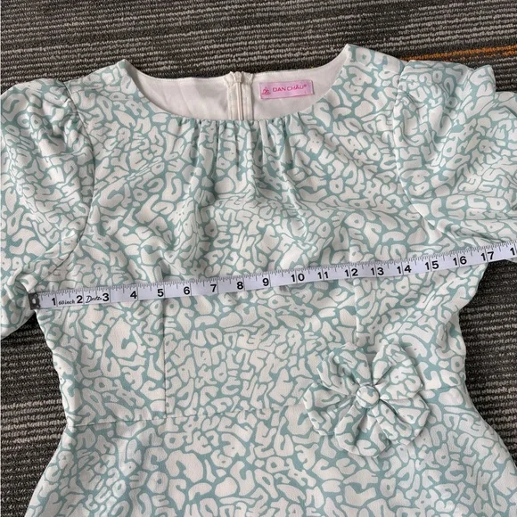 Dan Chau Dress featuring a turquoise & white abstract print on textured fabric - Picture 9 of 10